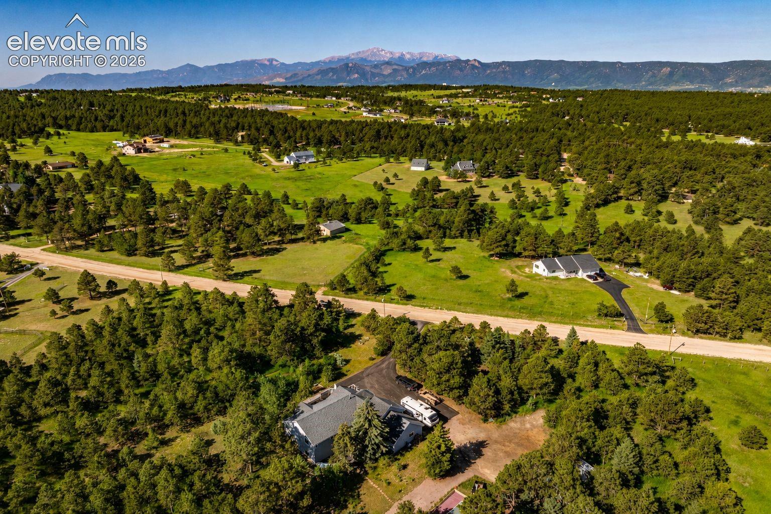 Listing photo 10 for 17815 Saddlewood Road
