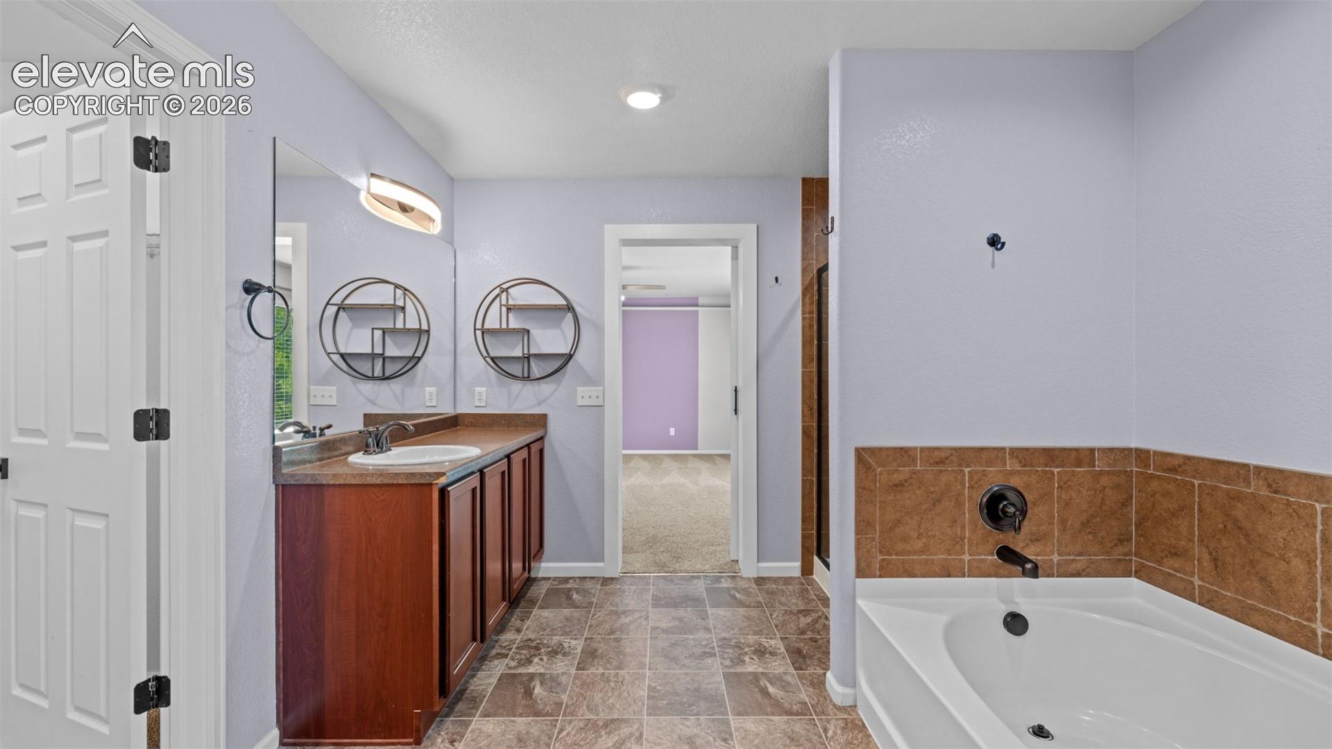 Listing photo 29 for 7915 Bonfire Trail