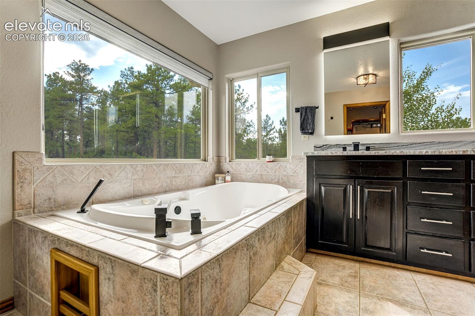 Listing photo 23 for 1851 Gore Drive