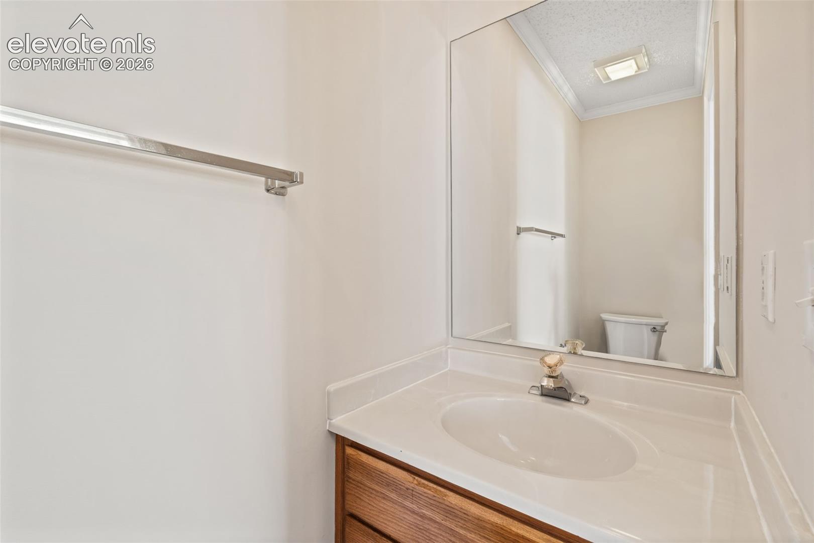 Listing photo 16 for 3211 Hearthridge Circle
