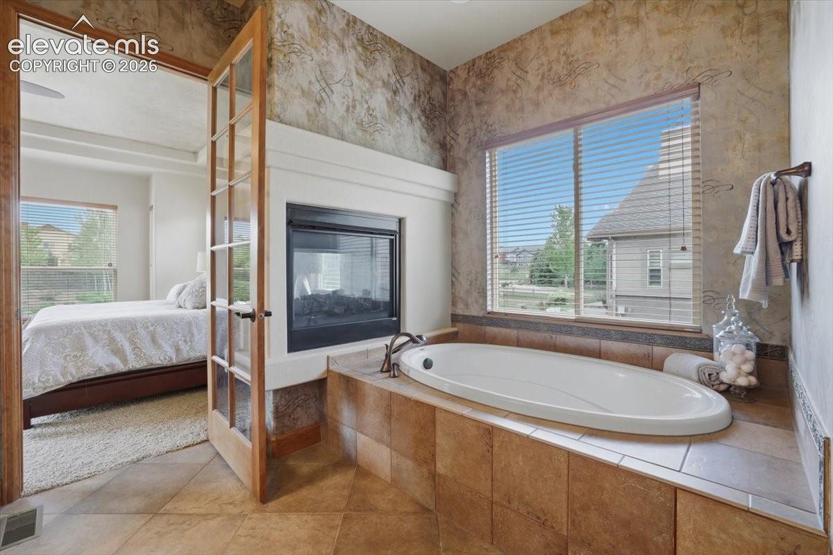 Listing photo 14 for 13485 Cedarville Way