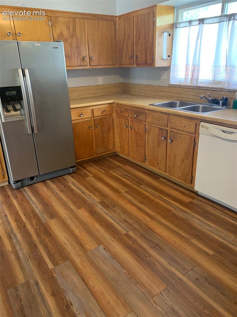 Listing photo 10 for 222 W Polk Street