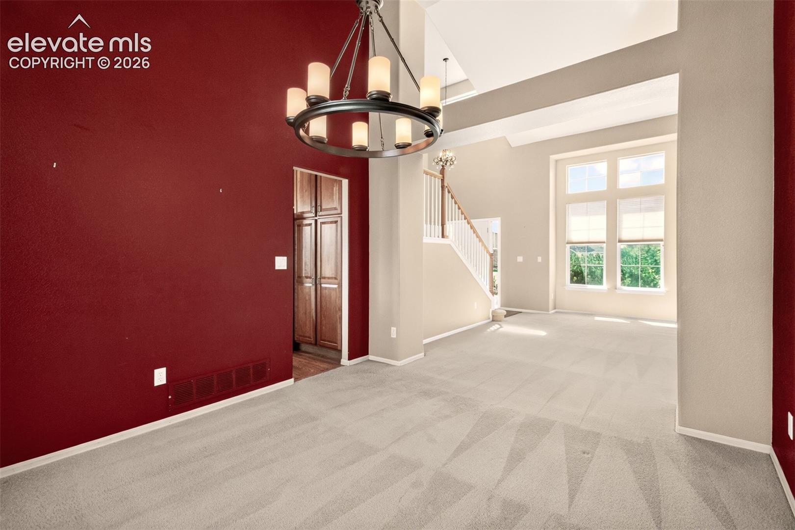 Listing photo 13 for 387 Fox Run Circle