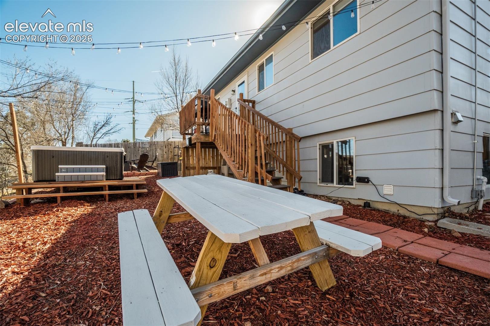 Listing photo 40 for 2566 Royalty Court