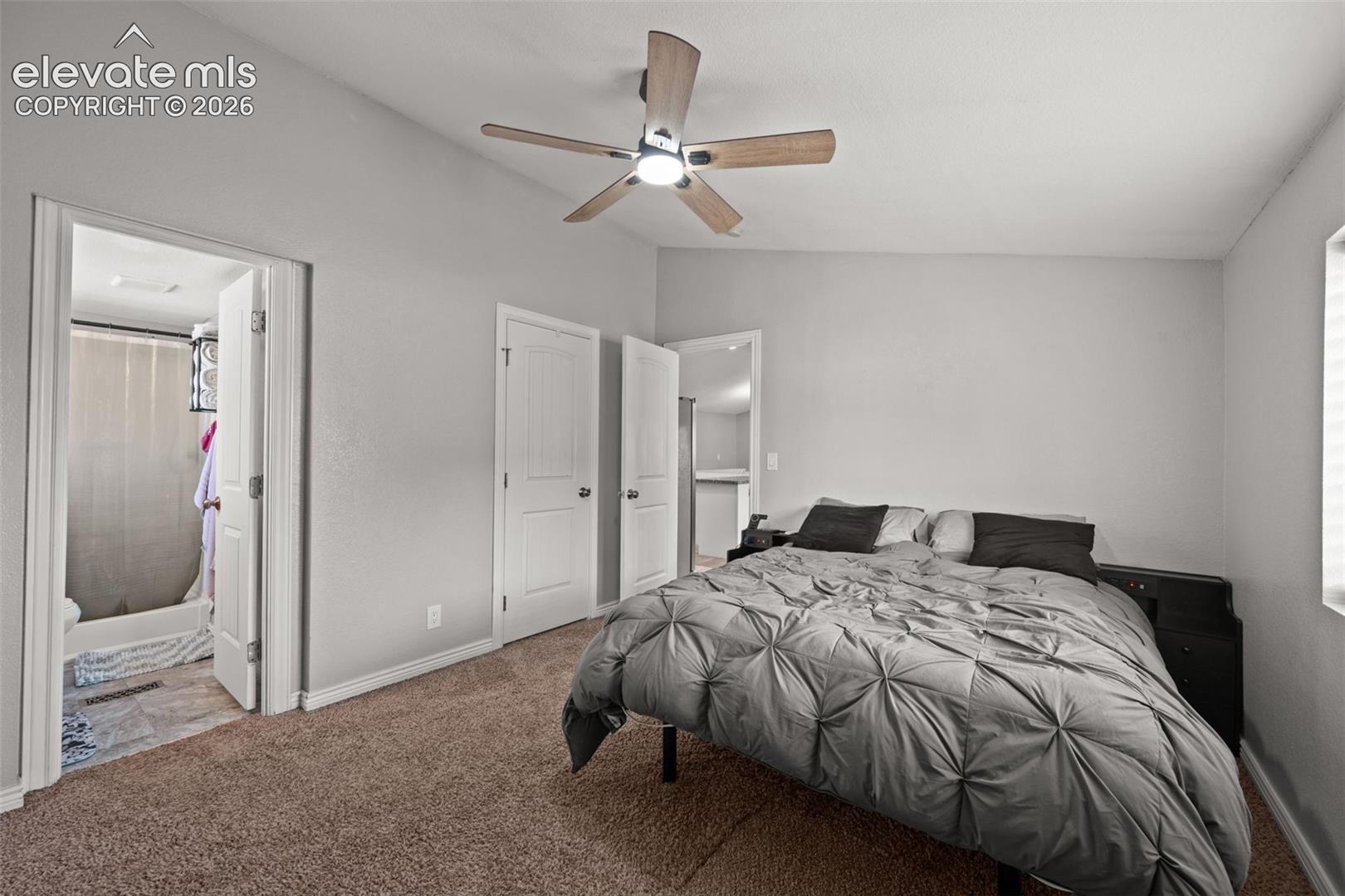 Listing photo 20 for 311 Comanche Village Drive