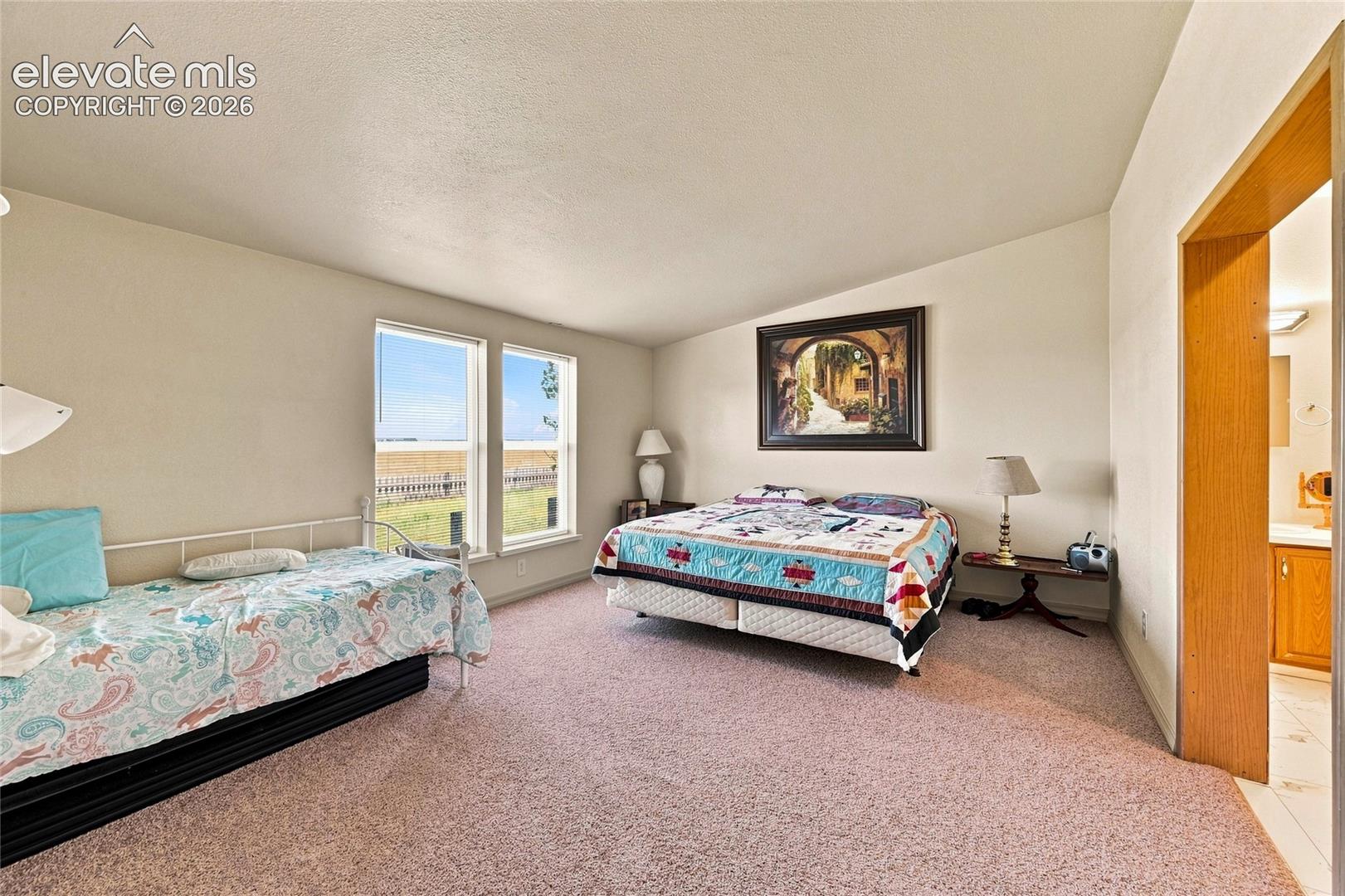 Listing photo 11 for 1497 County Road S