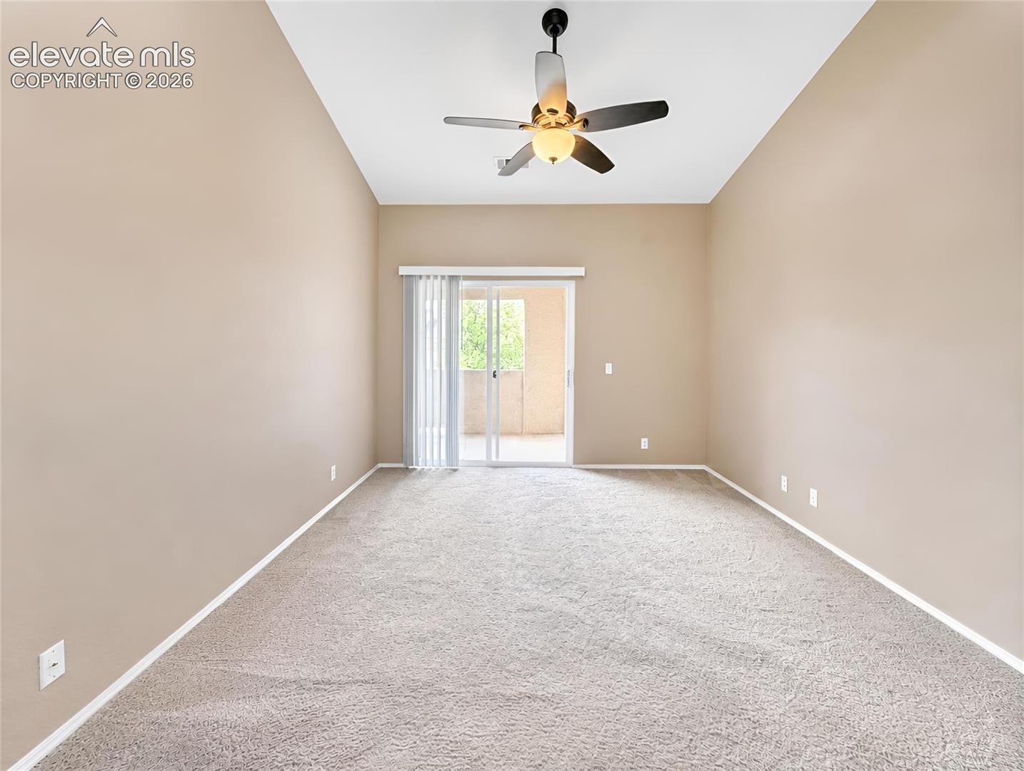 Listing photo 18 for 3875 Strawberry Field Grove E