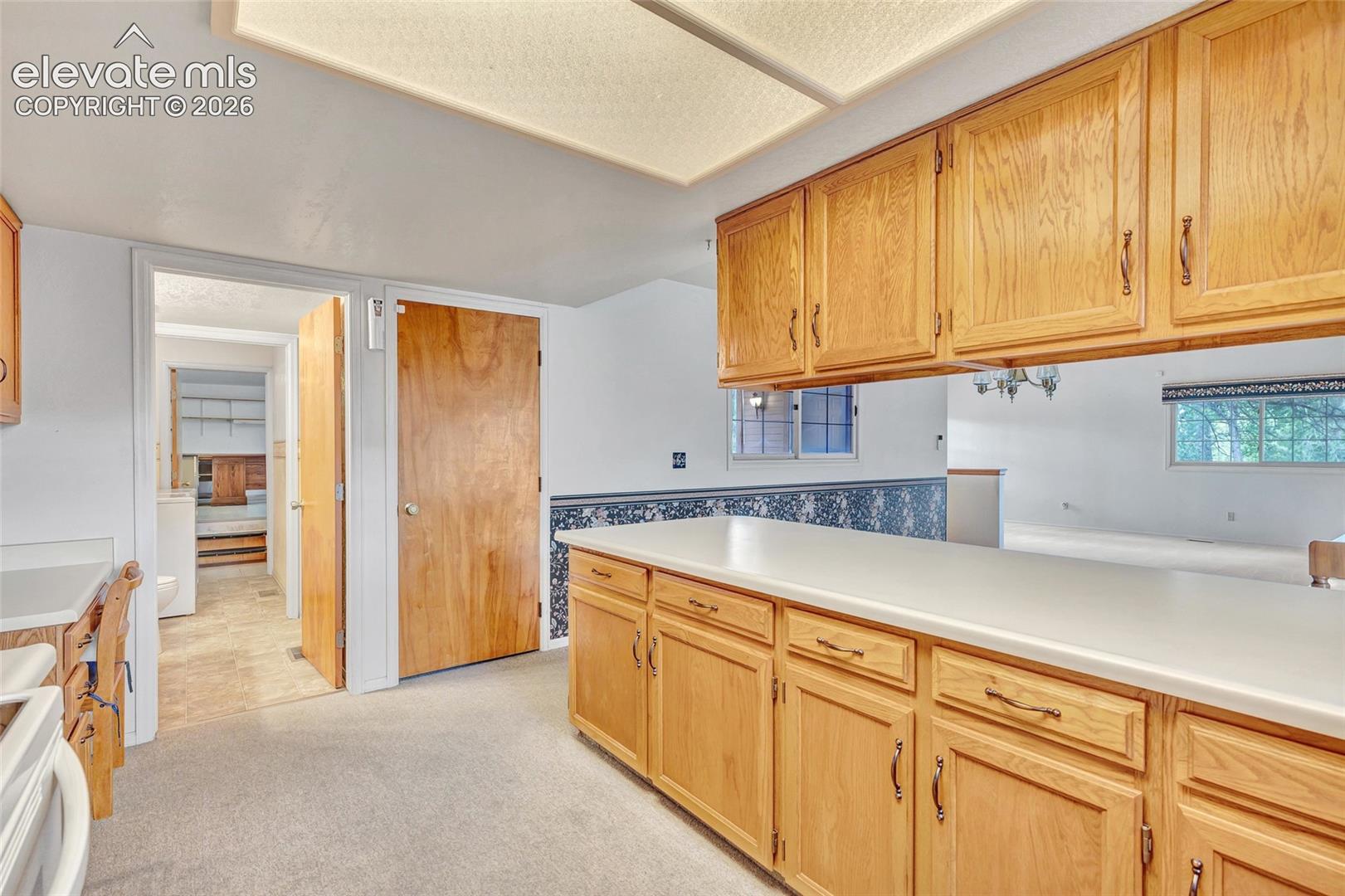 Listing photo 8 for 1405 Vondelpark Drive