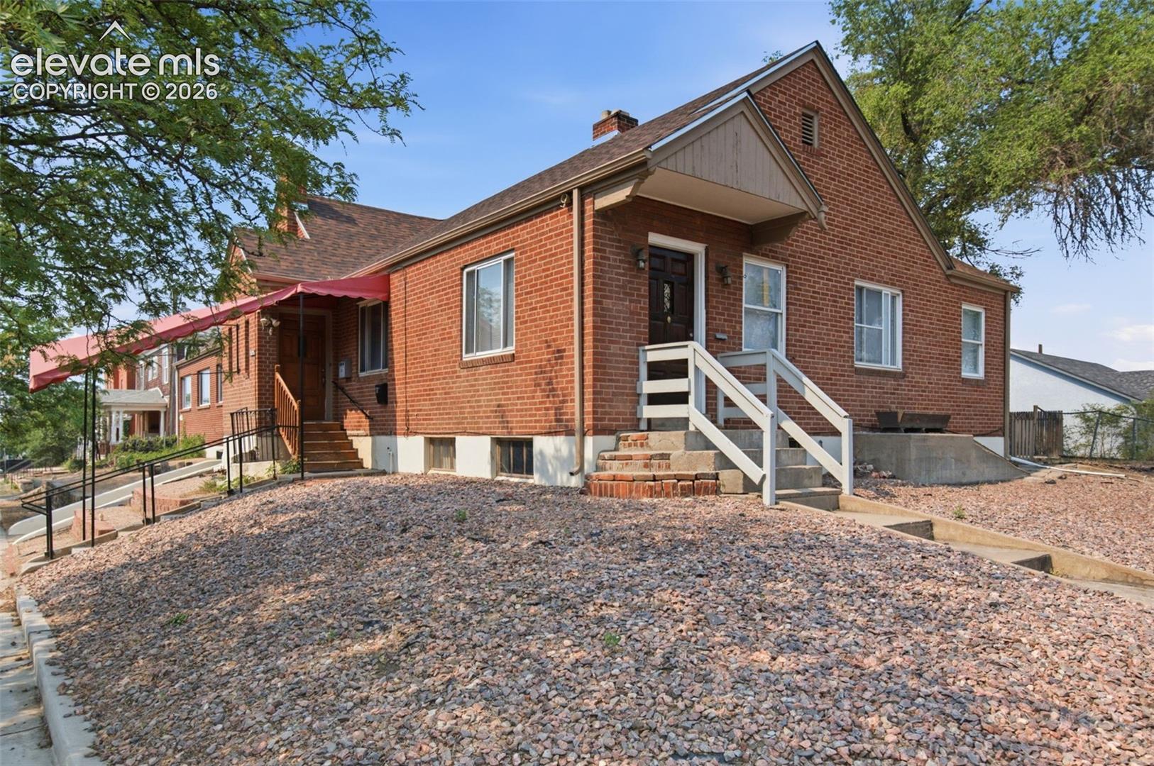 1217 N Greenwood Street — listing photo