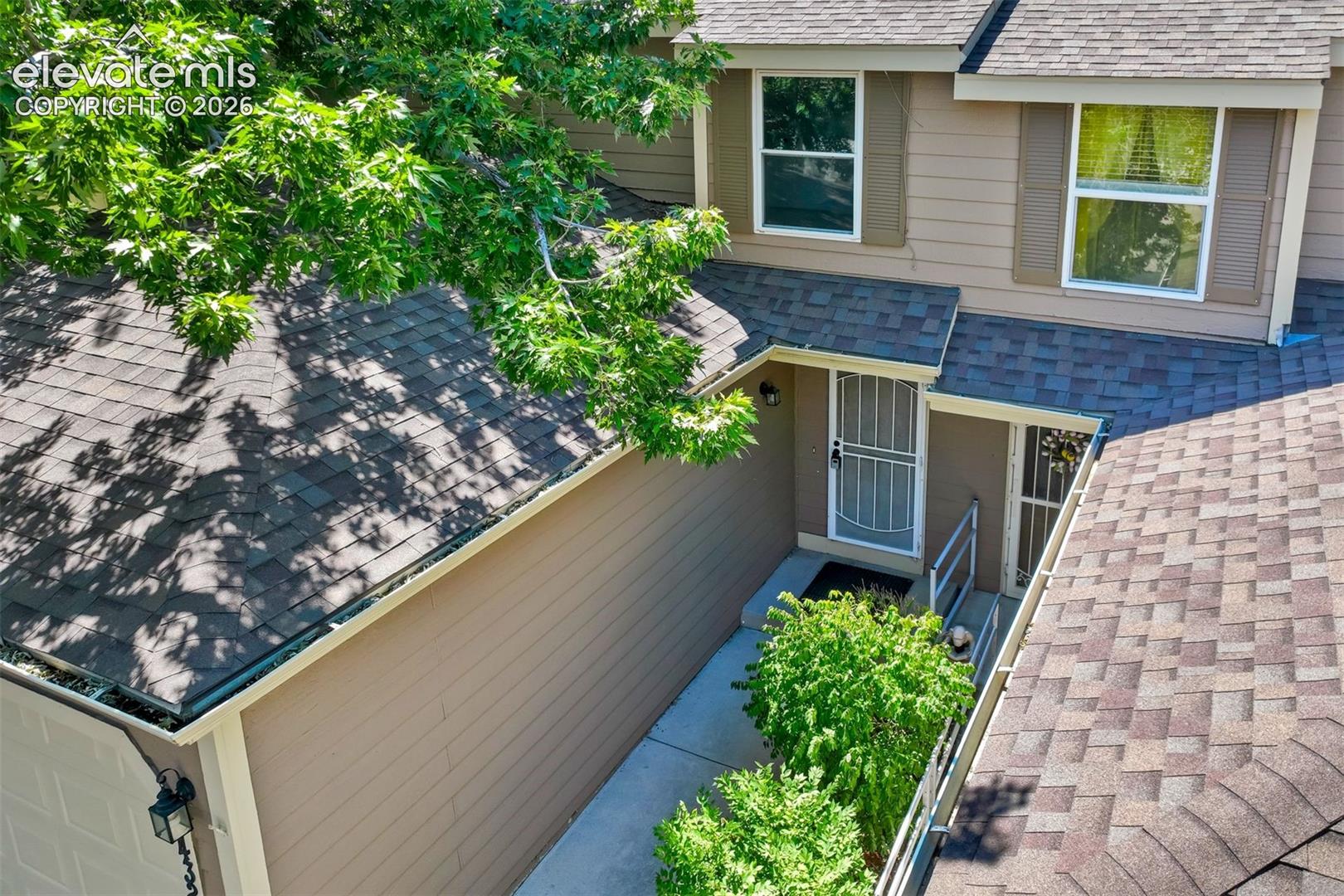 4323 Hunting Meadows Circle, photo 3