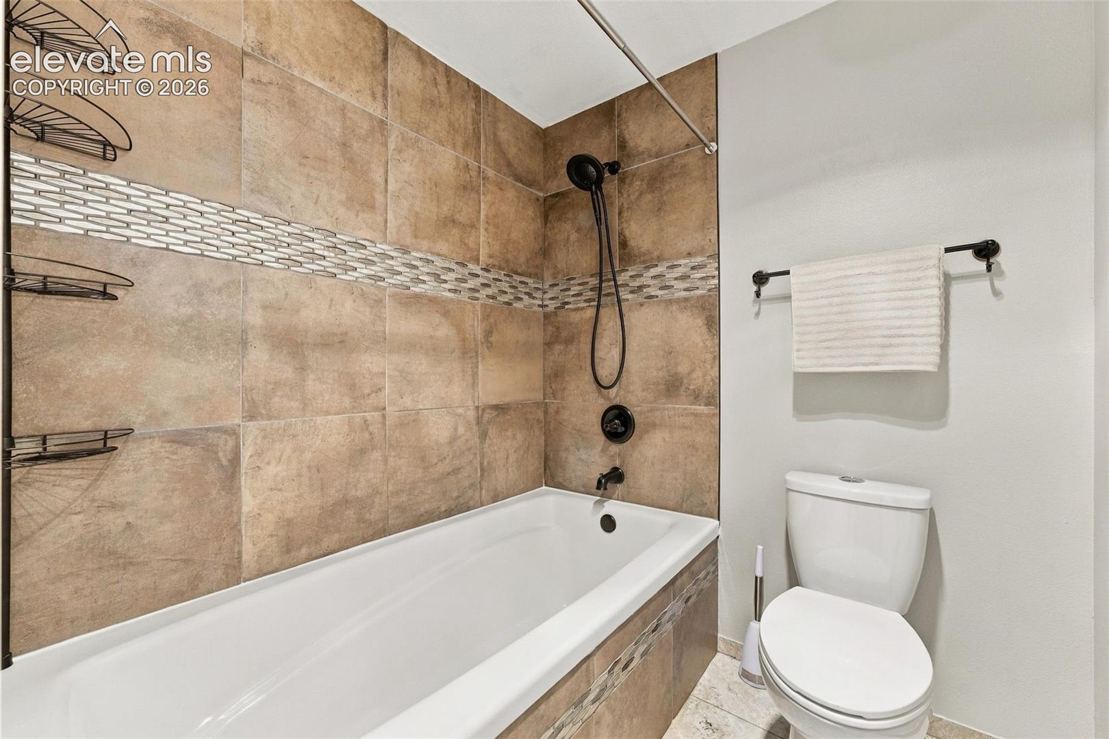 Listing photo 24 for 41 W Boulder Street