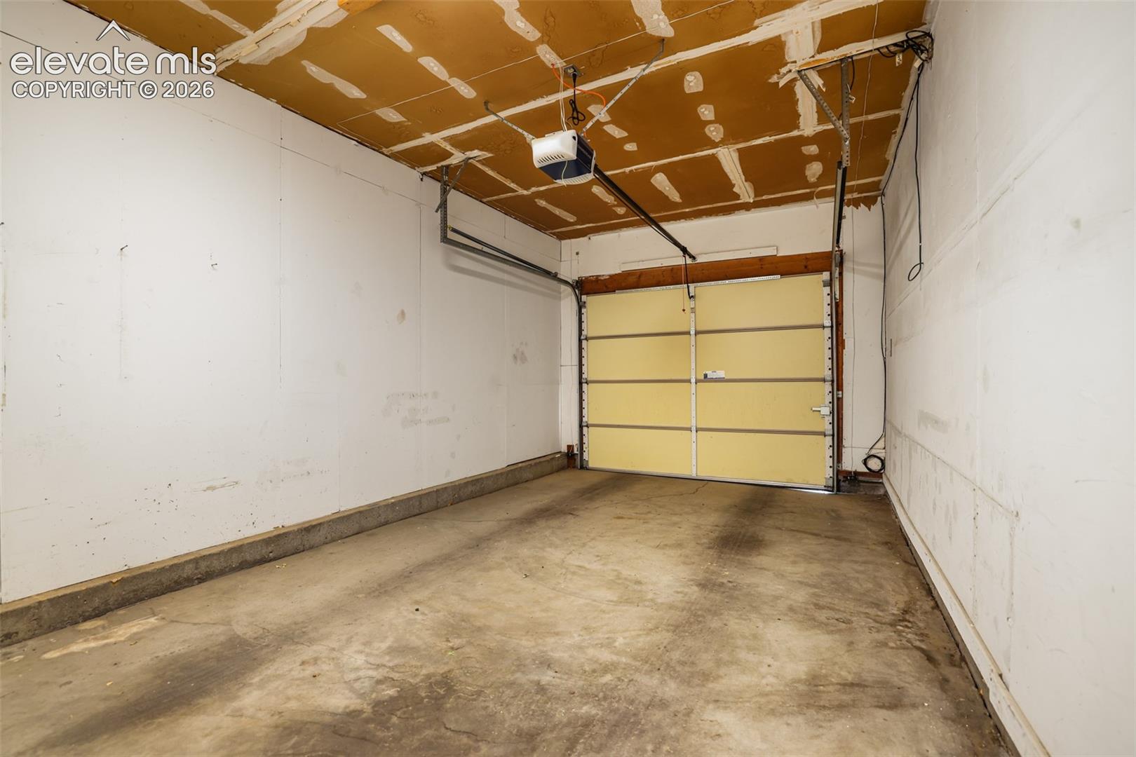 Listing photo 42 for 2021 Zinno Boulevard