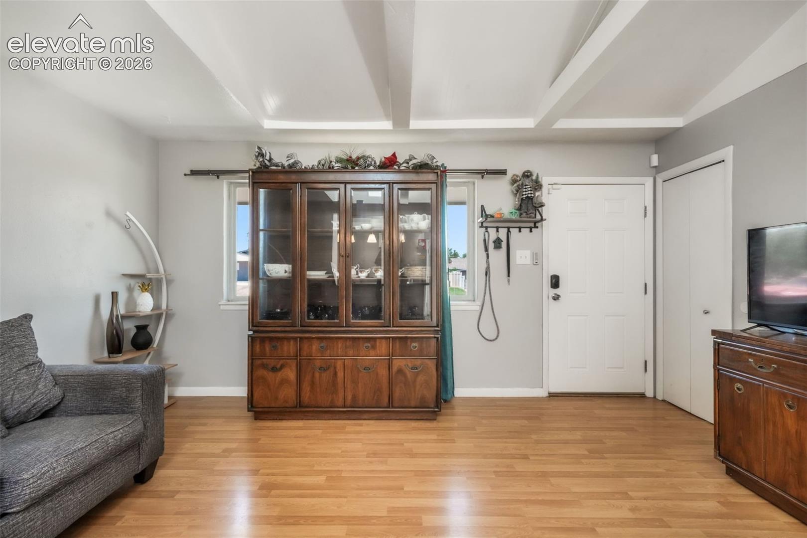 Listing photo 6 for 3506 Lancaster Drive