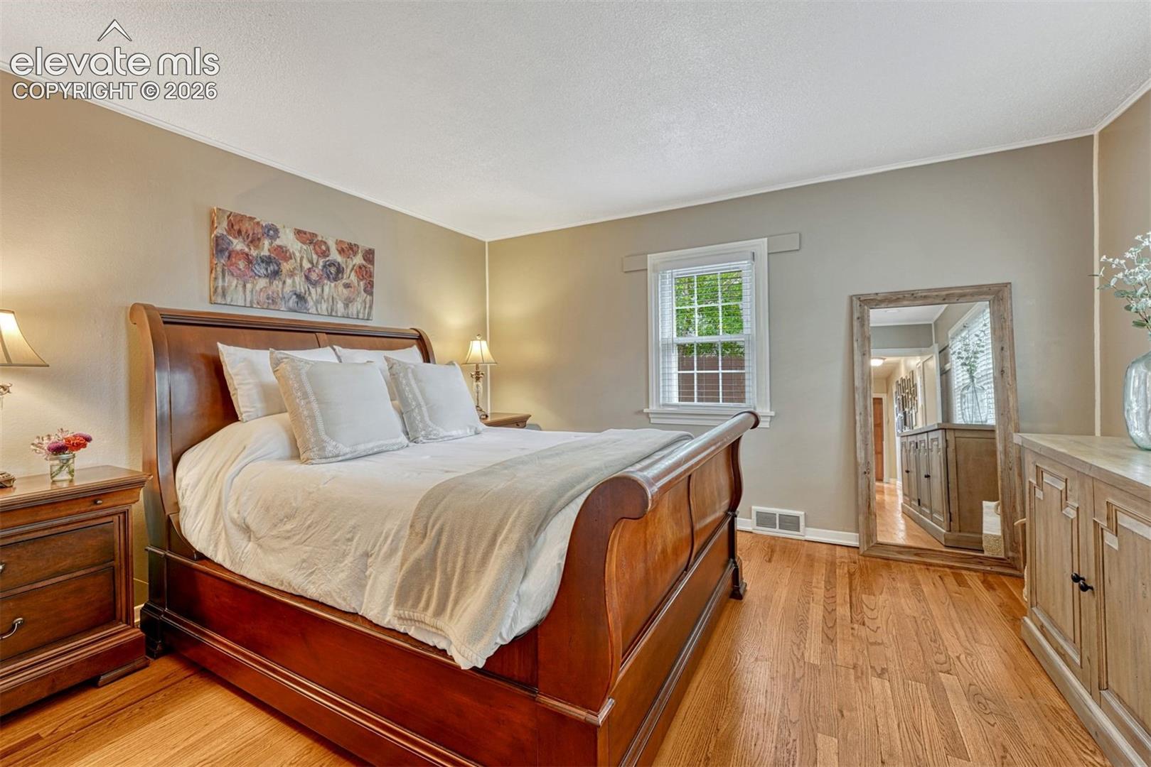 Listing photo 22 for 1900 E San Rafael Street
