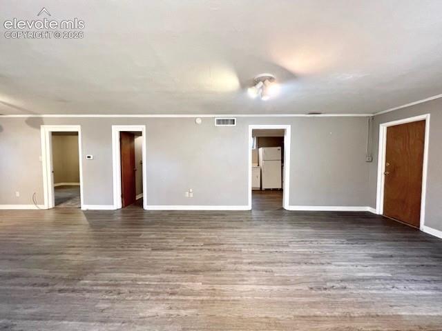 Listing photo 17 for 222 W Polk Street