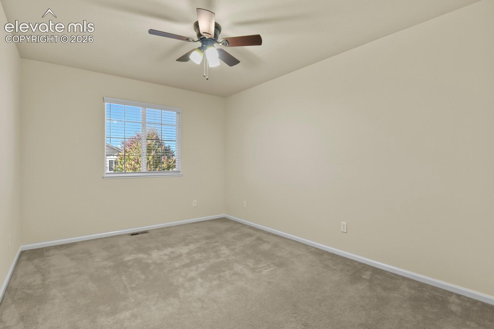 Listing photo 35 for 1905 Fulton Court
