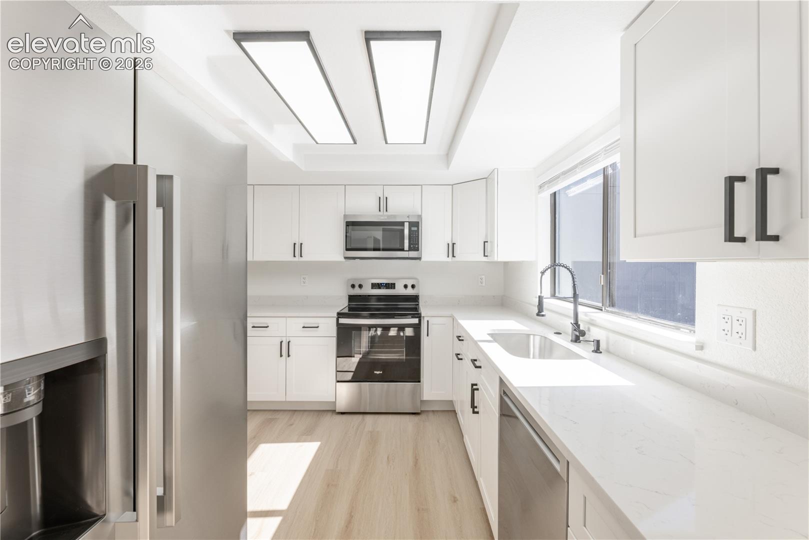 Listing photo 7 for 2522 S Worchester Court E
