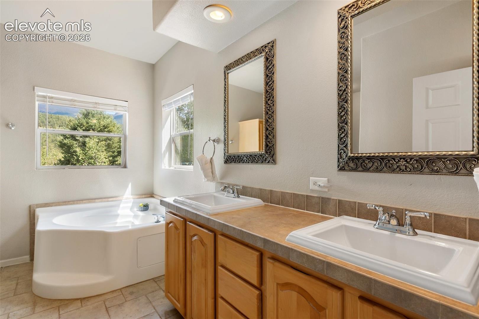 Listing photo 25 for 117 Fluorite Lane