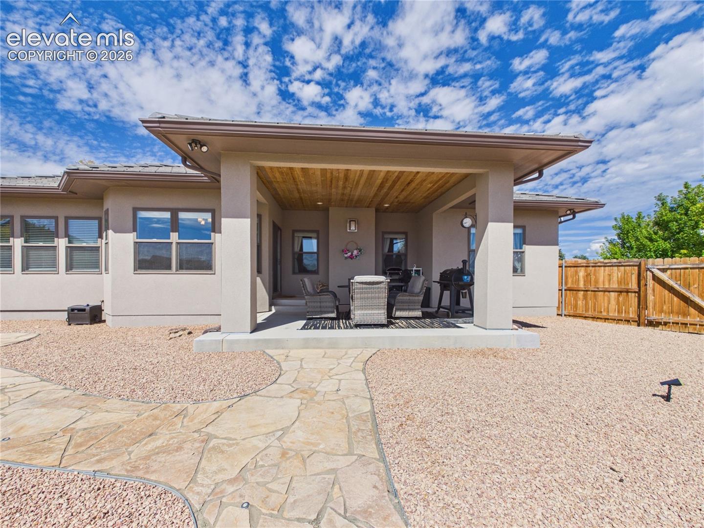 Listing photo 43 for 58 S Villa Del Sol Court