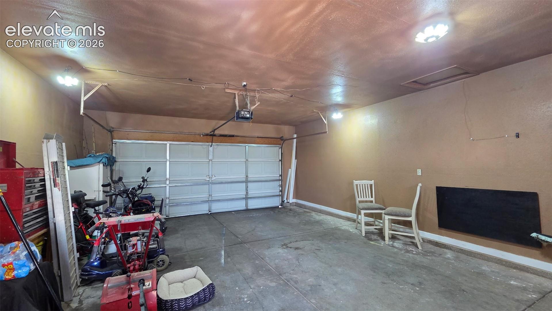 Listing photo 26 for 480 S Tejon Avenue