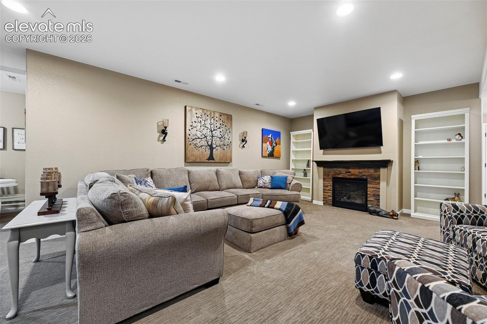 Listing photo 32 for 2032 Ruffino Drive