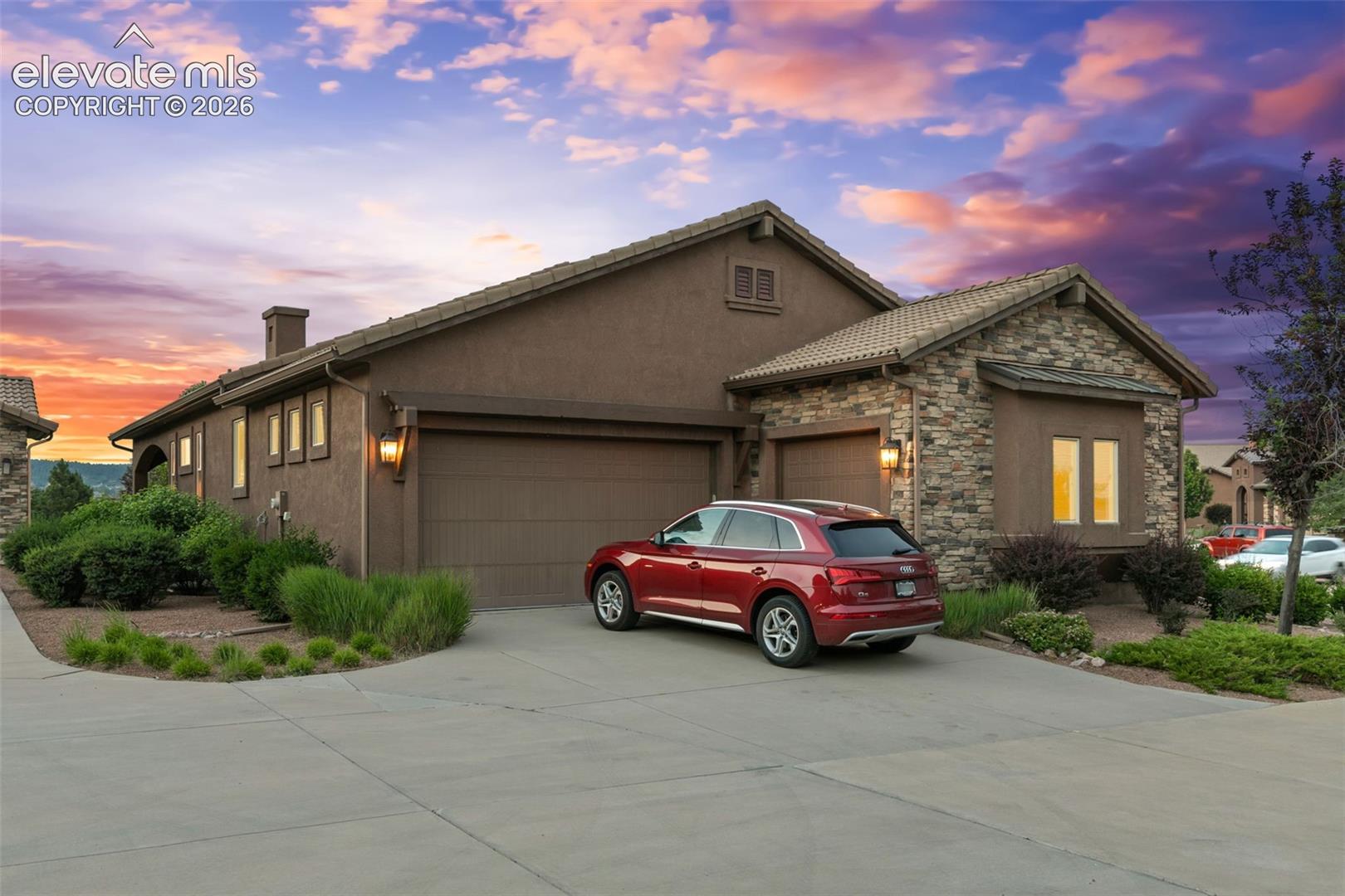 Listing photo 4 for 13060 Penfold Drive