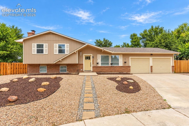 4020 Manzana Court — listing photo