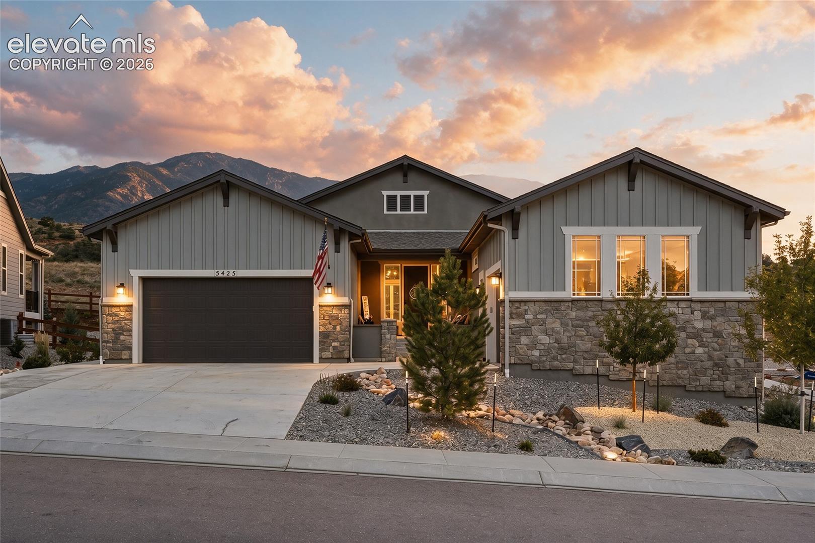 5425 Mesa Top Drive
