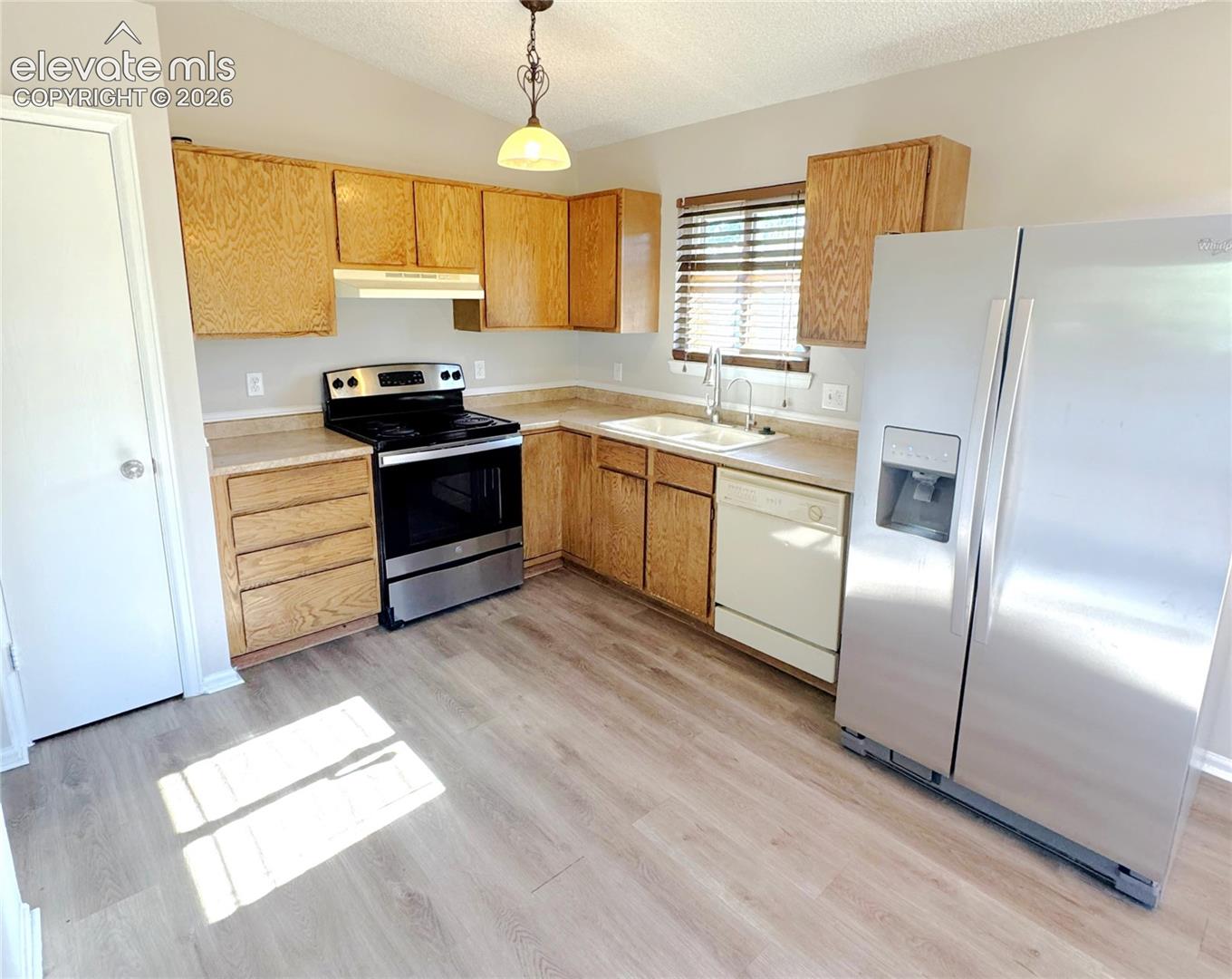 1056 Sundance Circle, photo 13