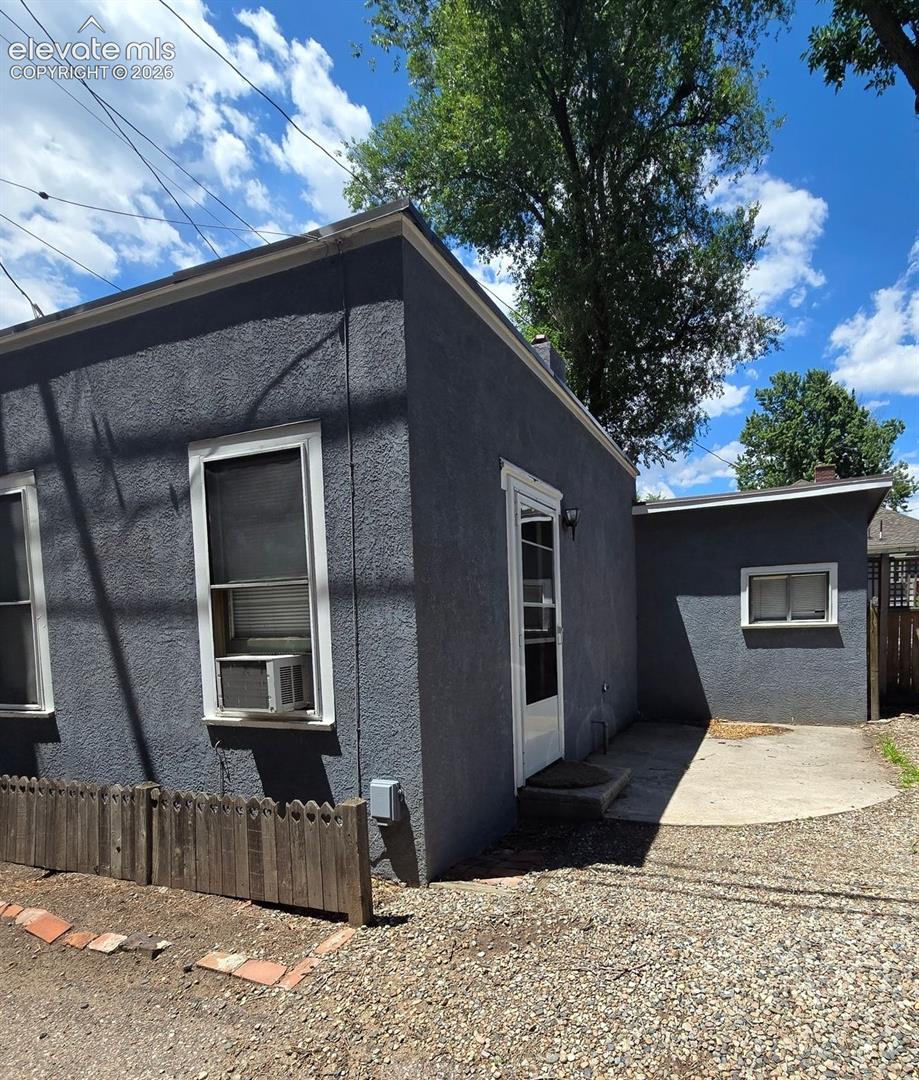1011 Corona Street