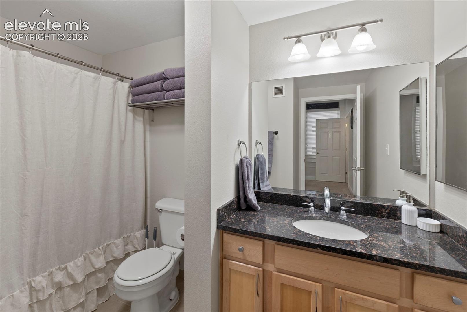 Listing photo 21 for 444 17th Street 709