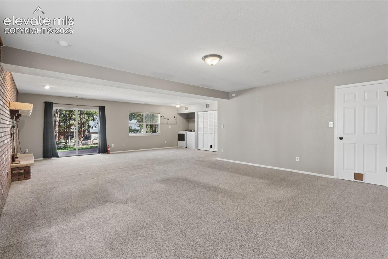 Listing photo 18 for 17950 New London Road