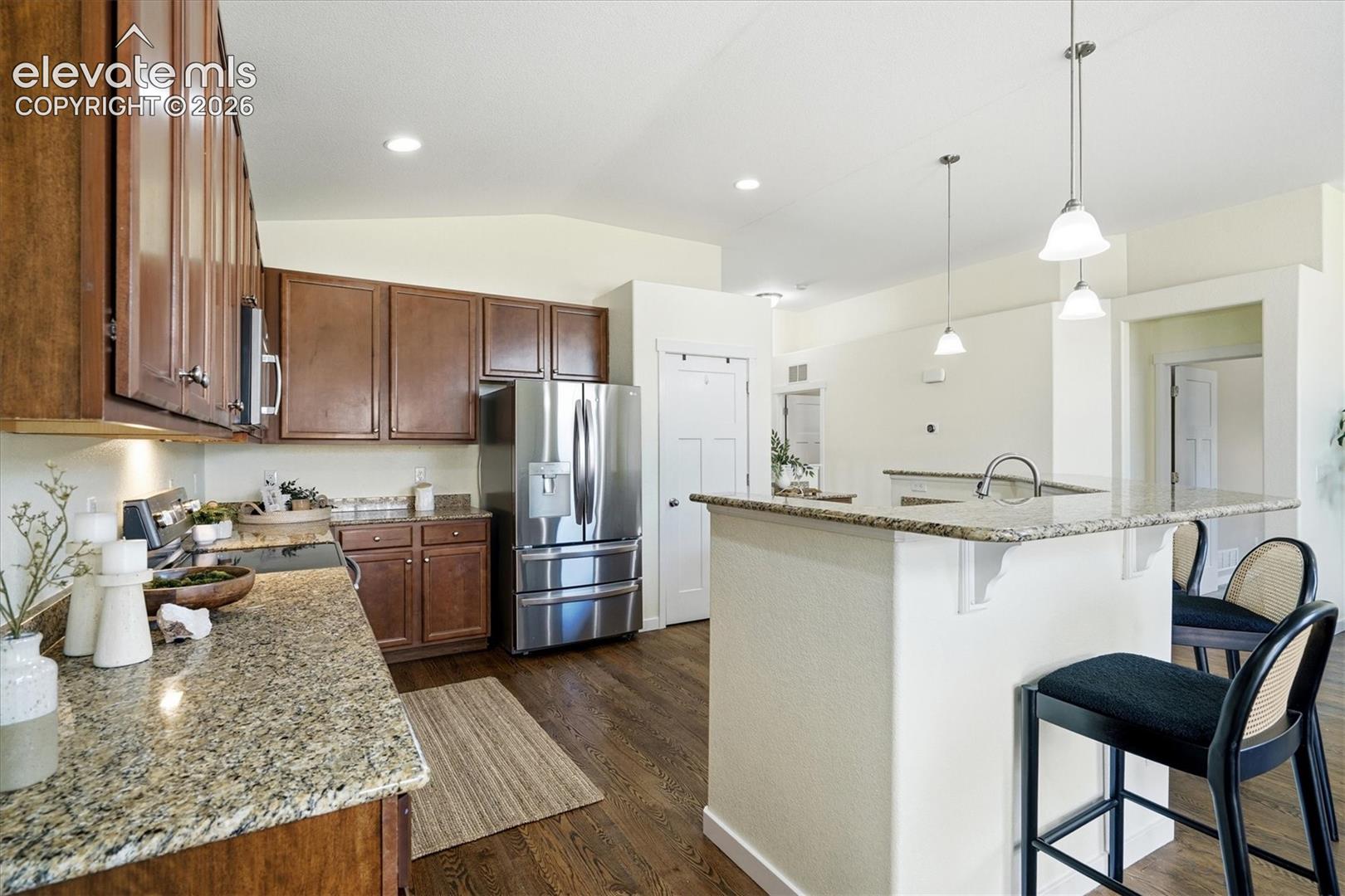 Listing photo 9 for 7384 Bonterra Lane