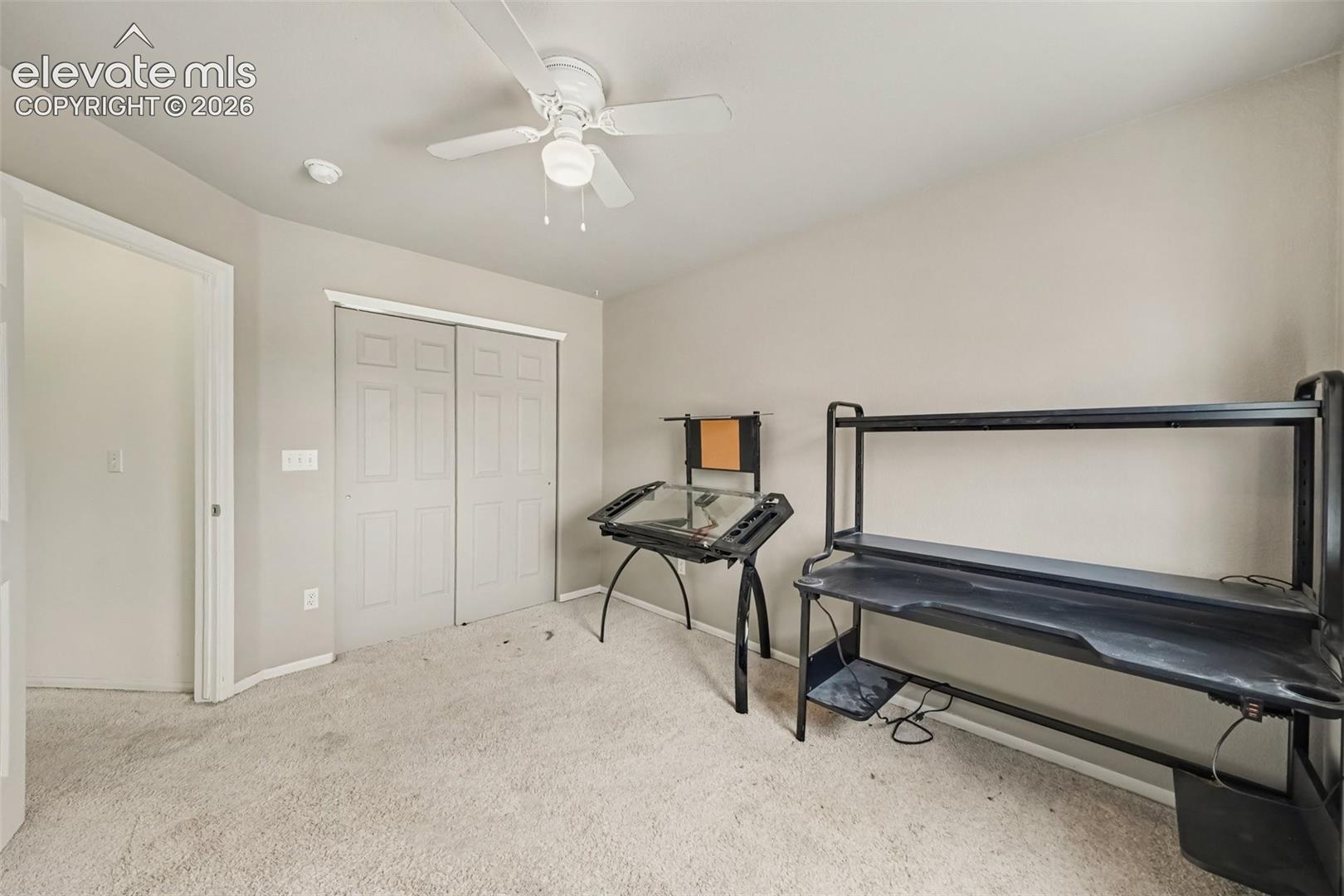 Listing photo 15 for 912 Legend Oak Drive