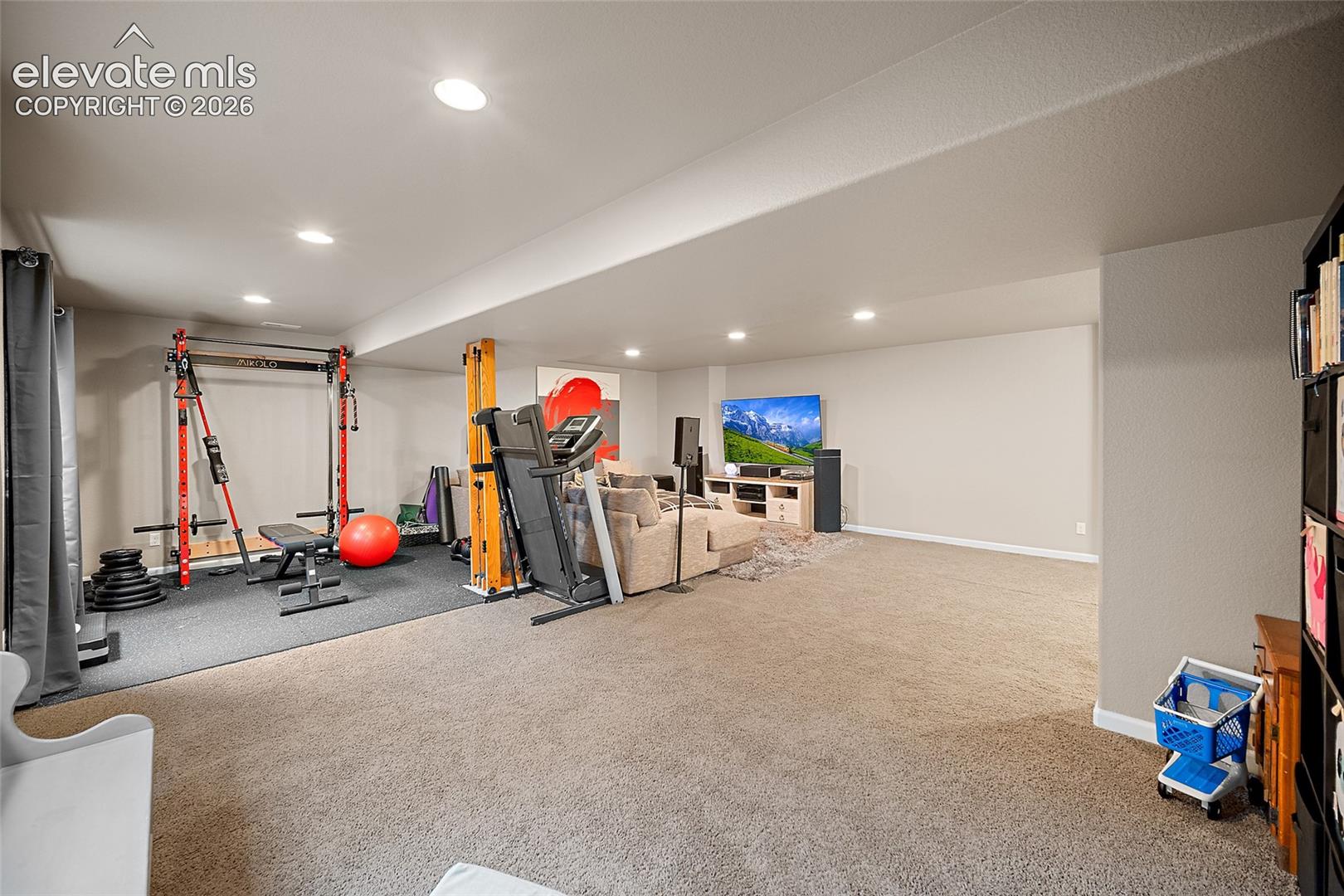 Listing photo 20 for 7830 Springwood Terrace