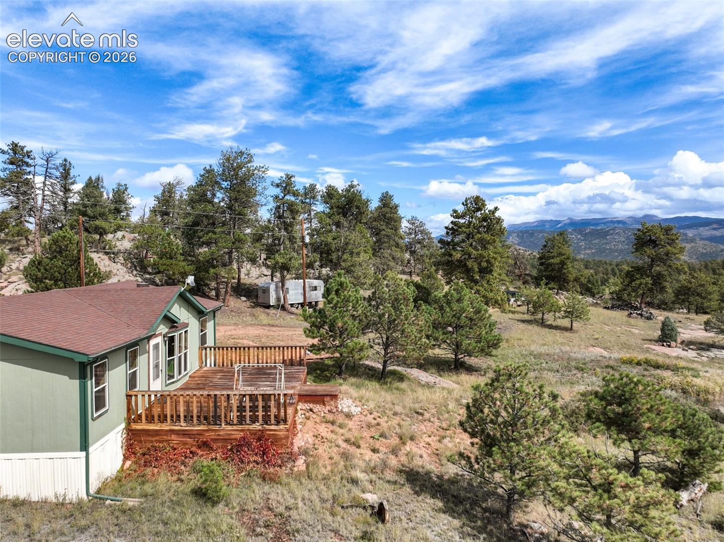Listing photo 8 for 82 Ute Circle