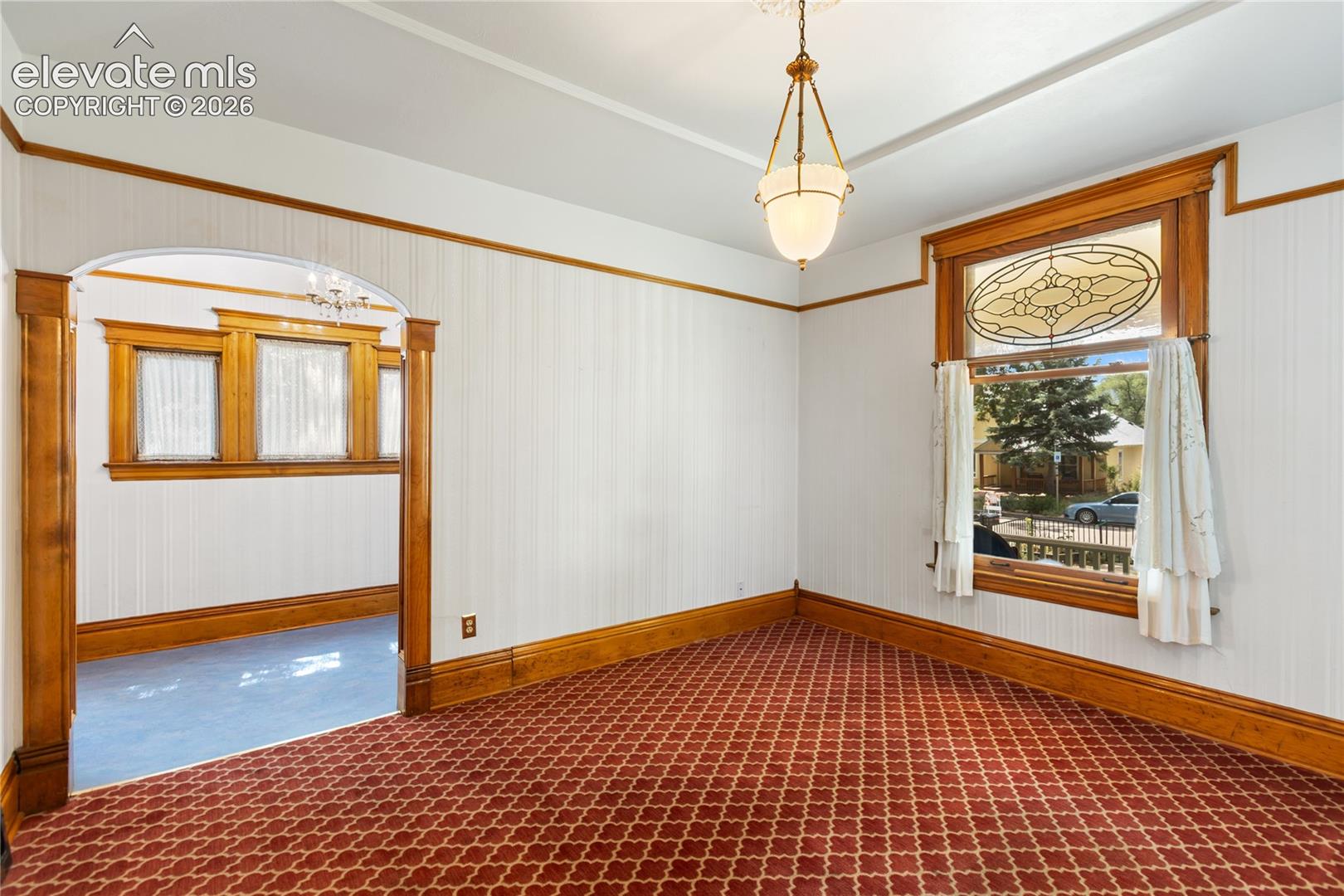 Listing photo 13 for 2210 W Kiowa Street