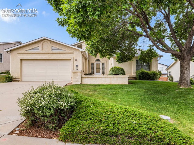 10 Brave Eagle Court — listing photo