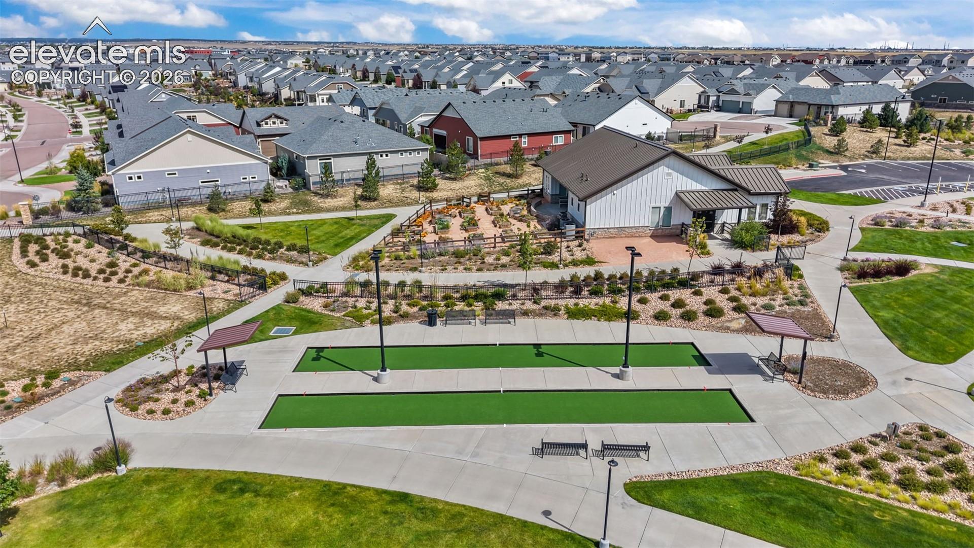 Listing photo 35 for 6055 Bennach Grove