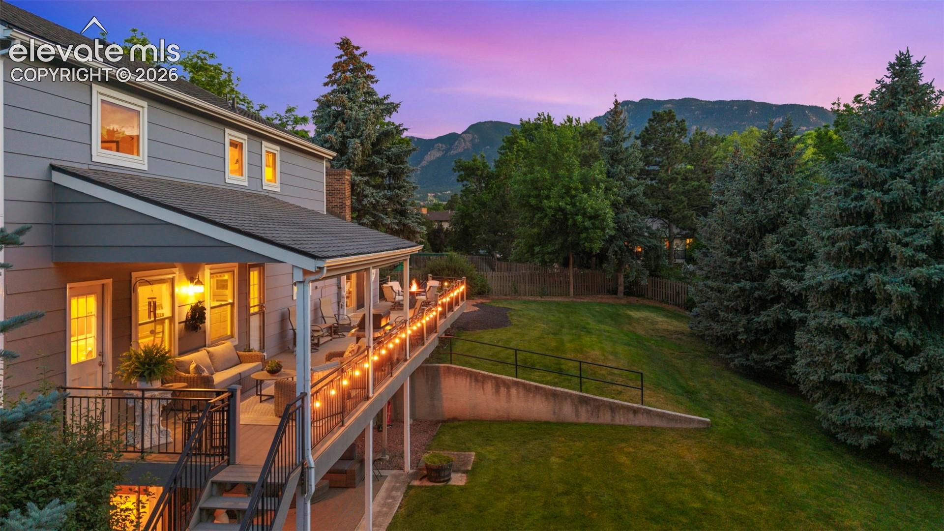 Listing photo 45 for 216 W Cheyenne Mountain Boulevard