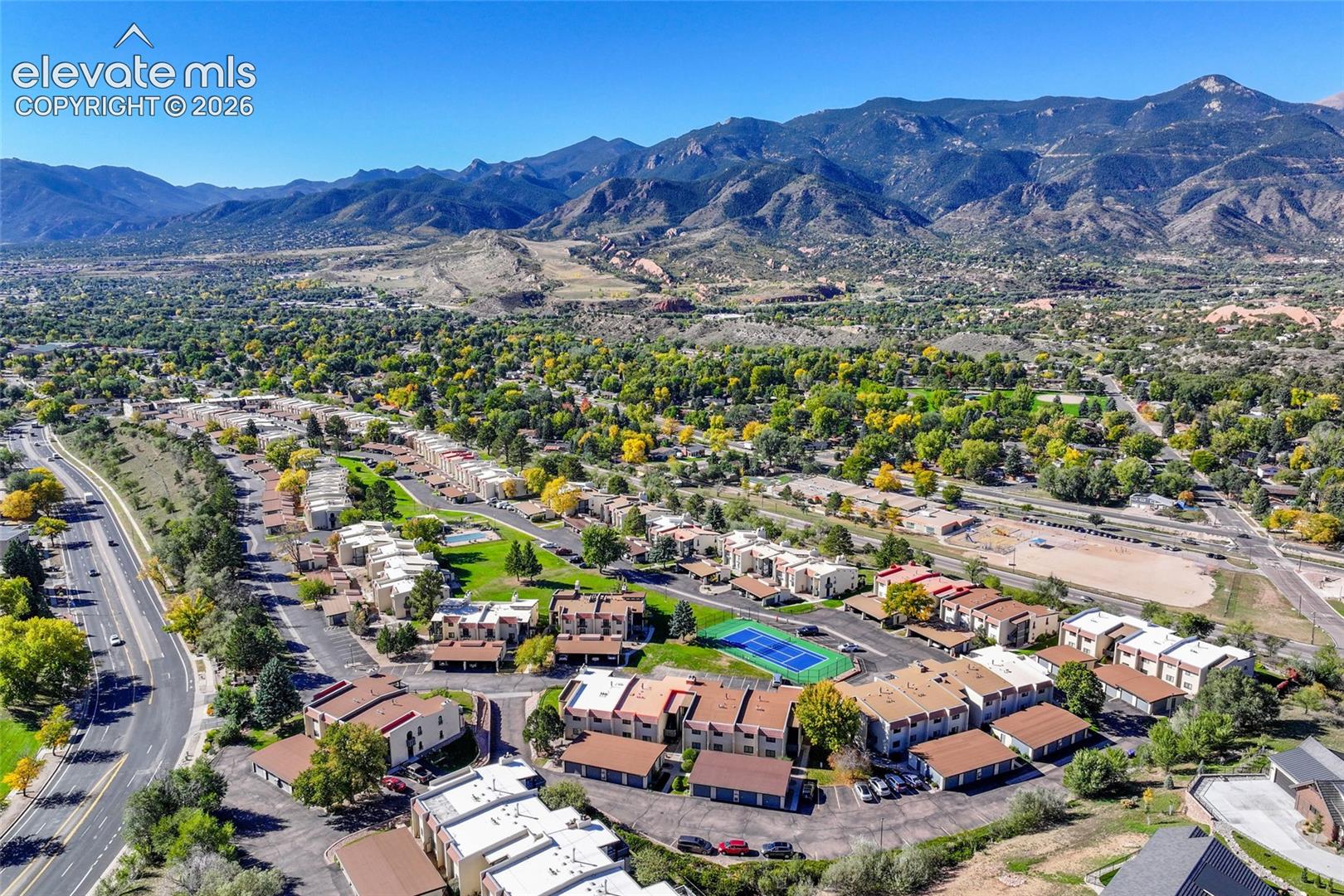Listing photo 41 for 1062 Fontmore Road C