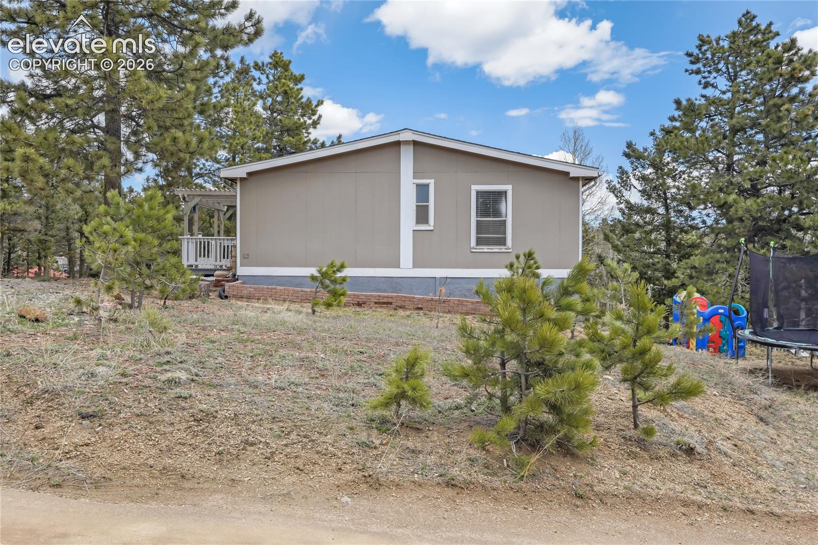 784 Blossom Road, photo 37