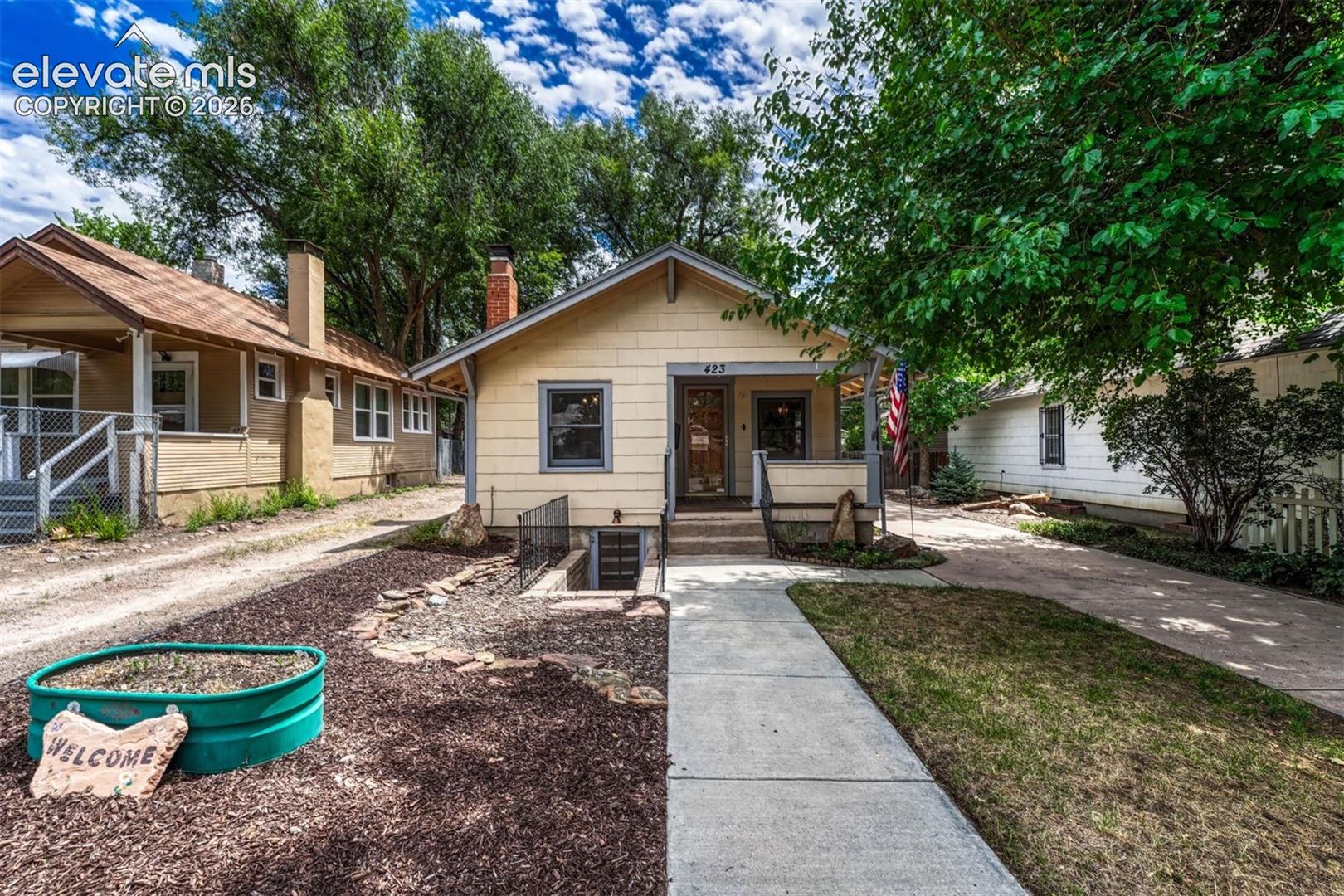 423 Custer Avenue