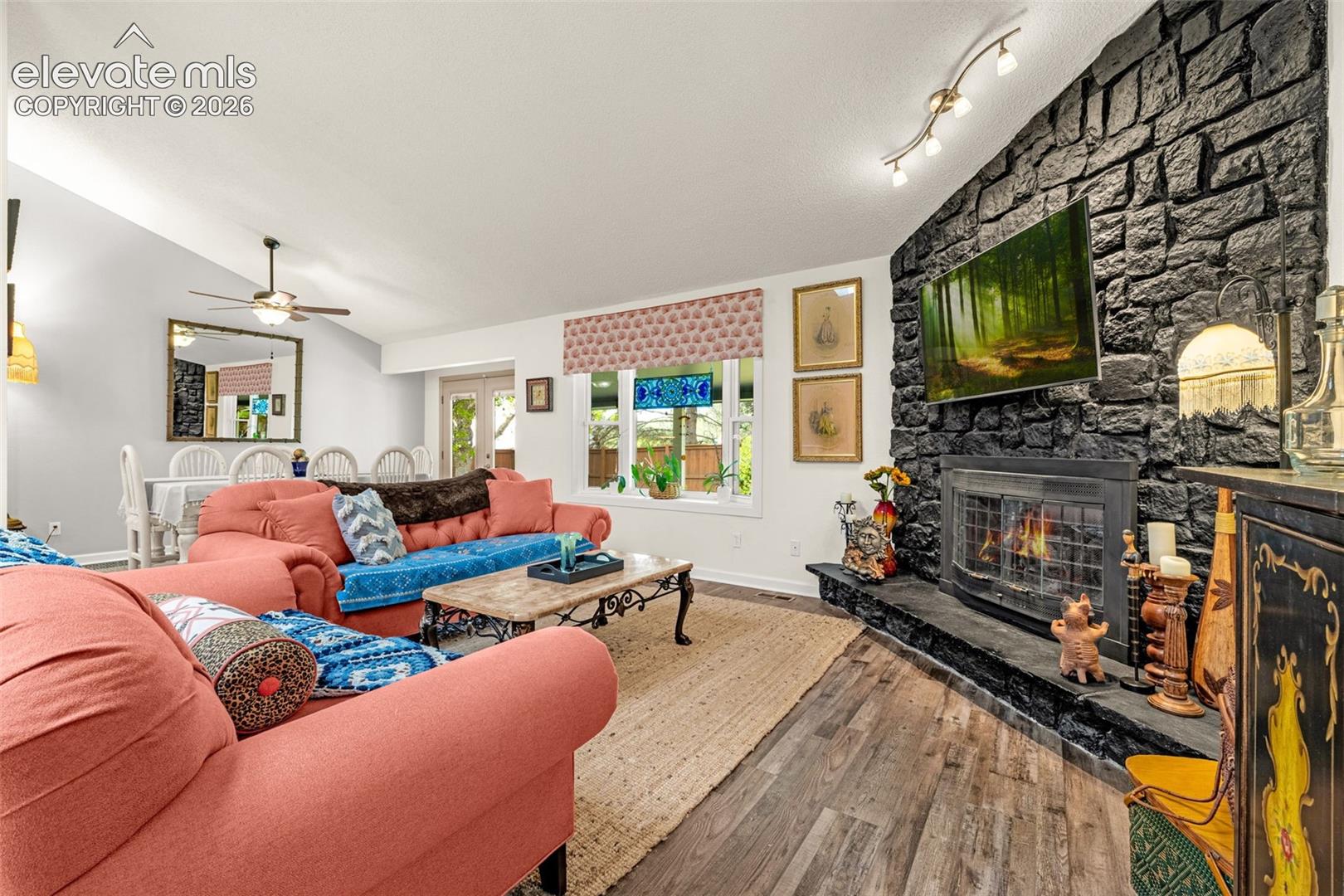 11966 Maple Avenue, photo 6