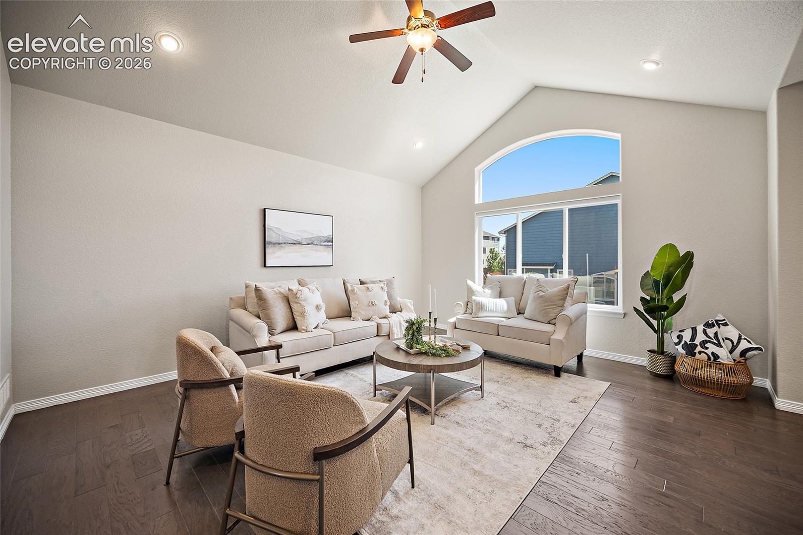 Listing photo 16 for 10803 Checo Way