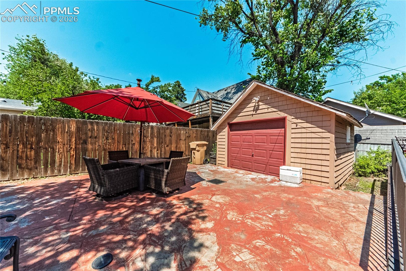 422 Dale Street, photo 35