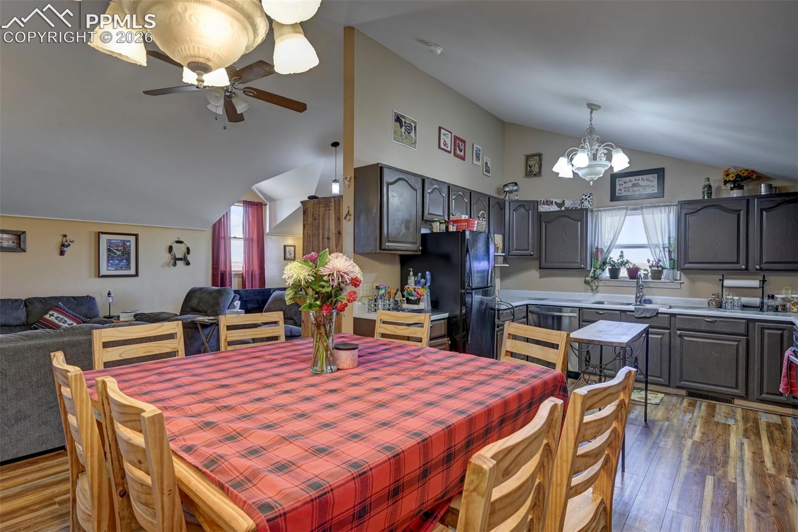 Listing photo 12 for 16814 County Road 1