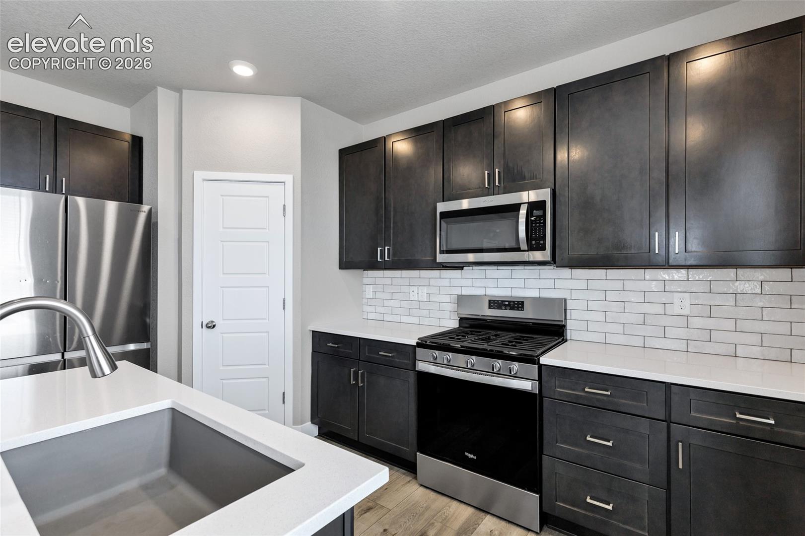 Listing photo 14 for 12951 Ranch Gate Drive