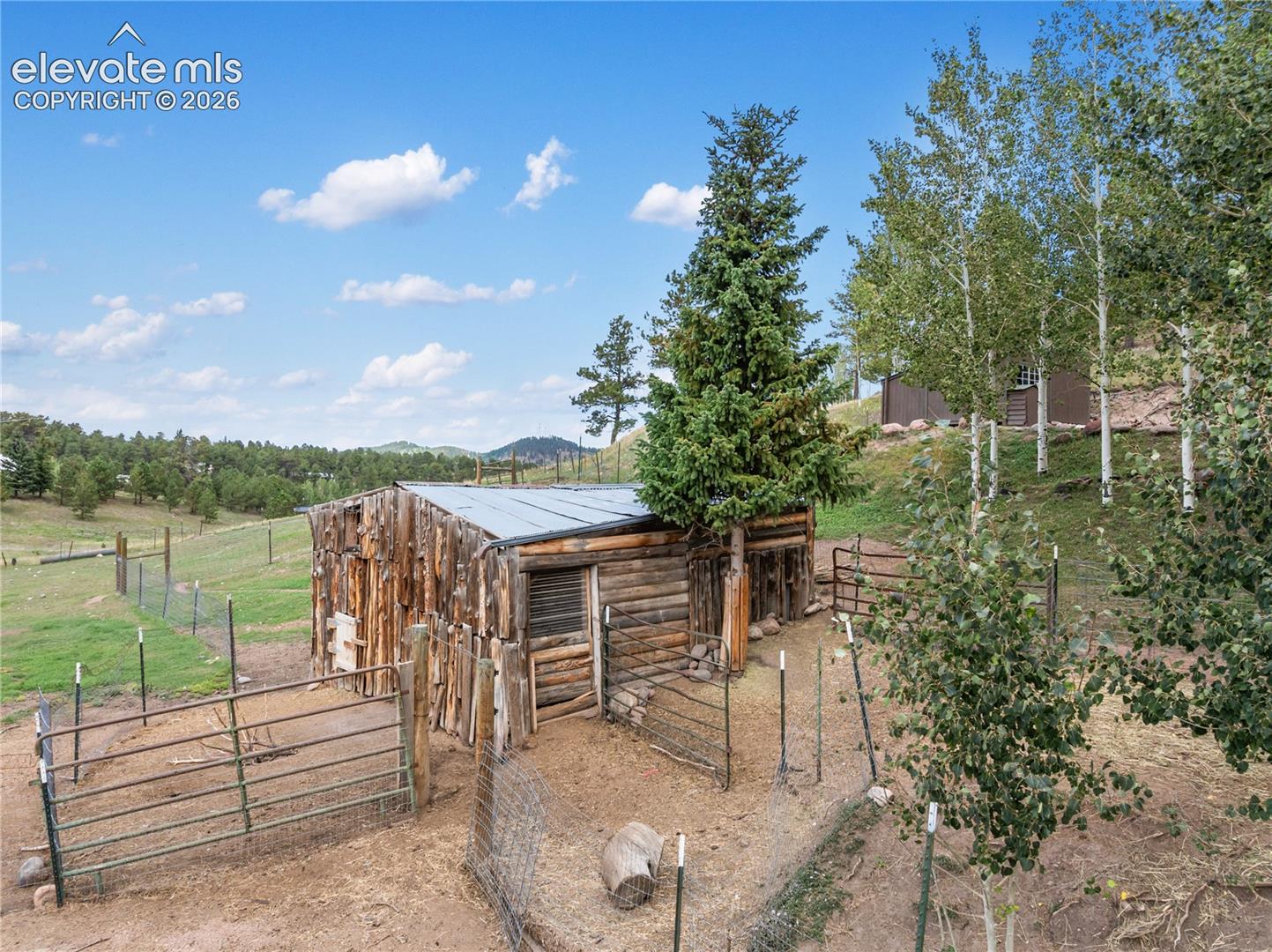 1021 Markus Road, photo 33