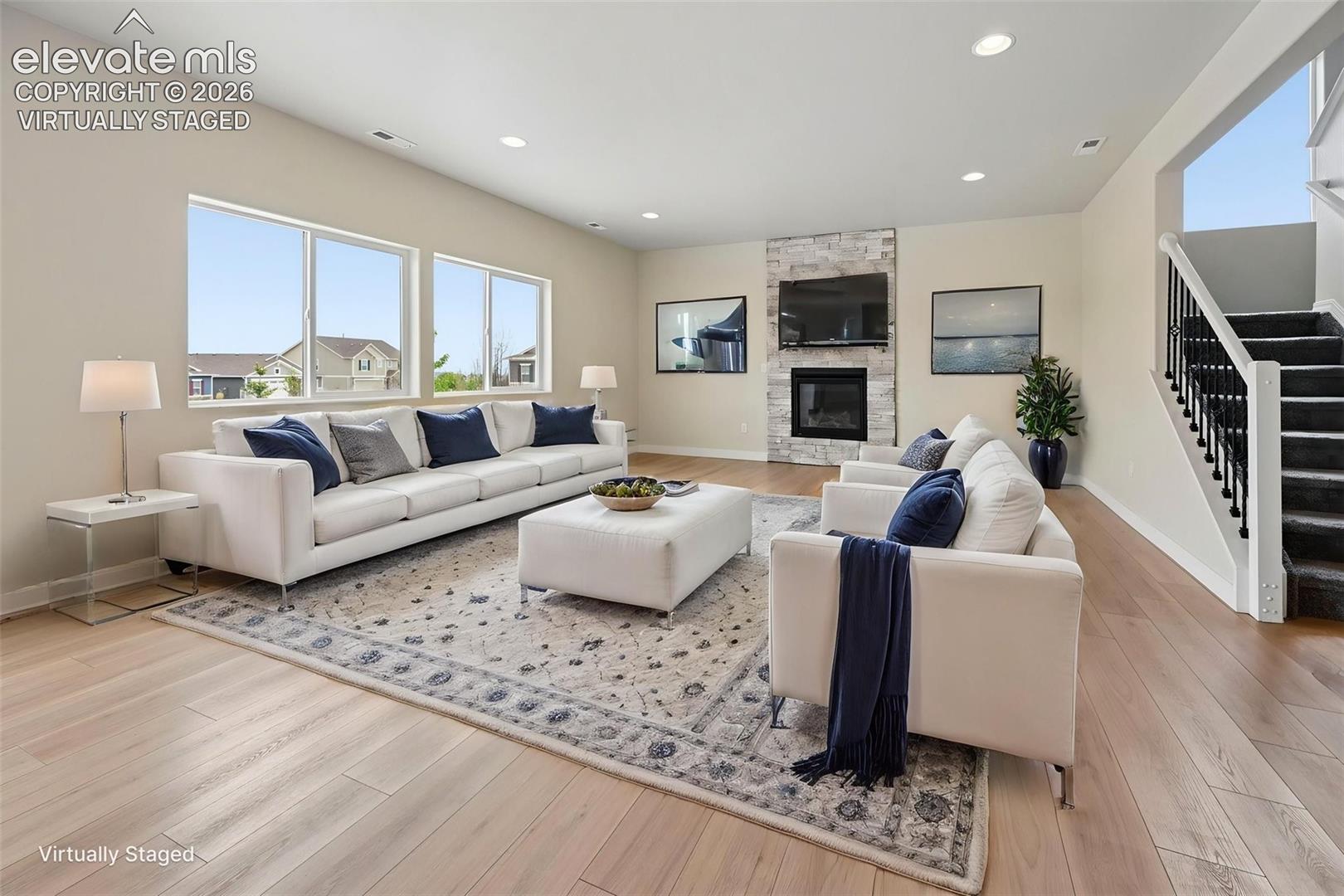6007 Wendy Stream Way, photo 8